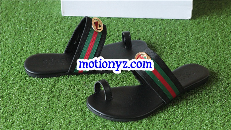 GC Slide Black